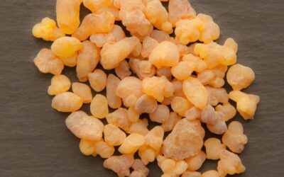 5 Uses for Frankincense Oil, and How to Use It